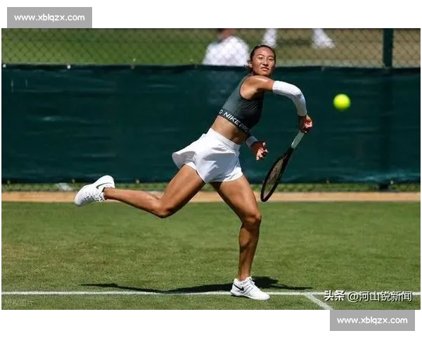 郑钦文鏖战温网！两升水饮尽追平，对手疑似爆粗引争议